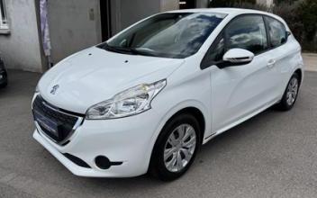Peugeot 208 Saint-Nabord