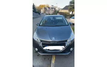 Peugeot 208 Château-Gontier