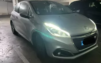 Peugeot 208 Cannes