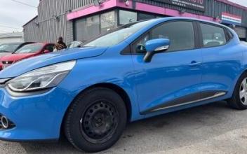 Renault clio Coignières