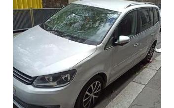 Volkswagen touran Paris