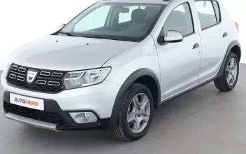 Dacia Sandero Issy-les-Moulineaux