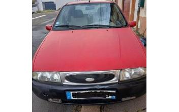 Ford fiesta Le-Creusot