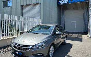 Opel Astra Carrières-sur-Seine