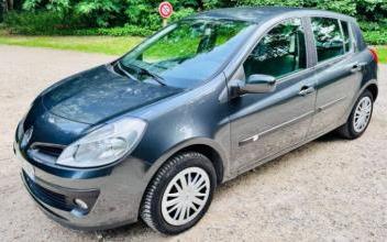 Renault Clio Montfermeil