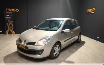 Renault Clio Saint-Maximin