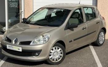 Renault clio Vaulx-en-Velin