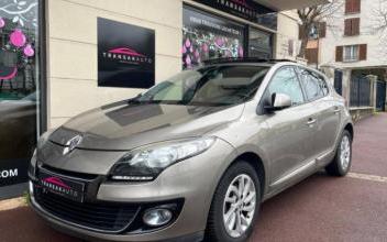 Renault Megane Les-Clayes-sous-Bois