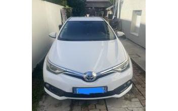Toyota auris Domont