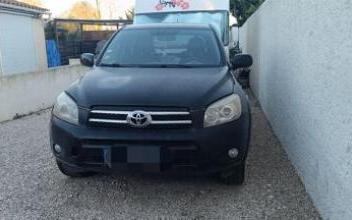Toyota rav 4 Arles