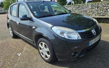 Dacia sandero Saint-Nazaire