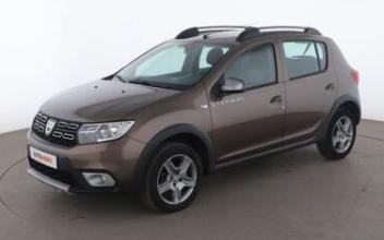 Dacia sandero Issy-les-Moulineaux