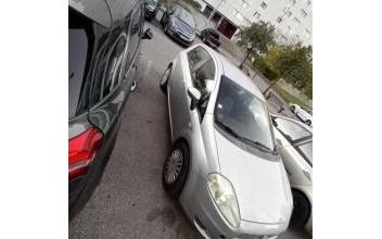 Fiat punto Saint-Zacharie