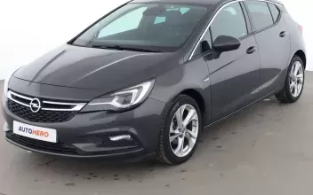 Opel Astra Issy-les-Moulineaux