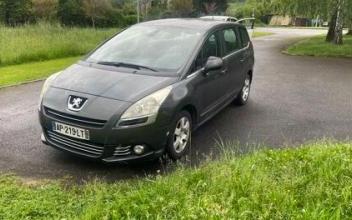 Peugeot 5008 Foix