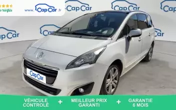 Peugeot 5008 Paris