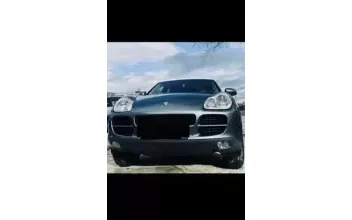 Porsche Cayenne Grasse