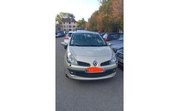 Renault clio iii Samois-sur-Seine