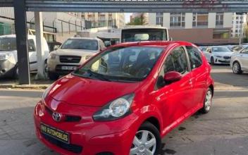 Toyota aygo Pantin