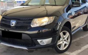 Dacia sandero Salaise-sur-Sanne