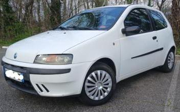 Fiat punto Le-Bourget-du-Lac