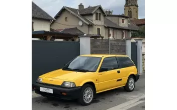 Honda Civic Moyeuvre-Grande