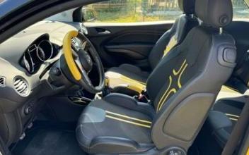 Opel adam Lyon