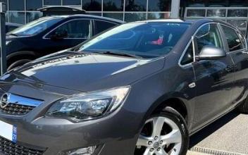 Opel astra Taverny