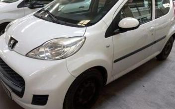 Peugeot 107 Montreuil