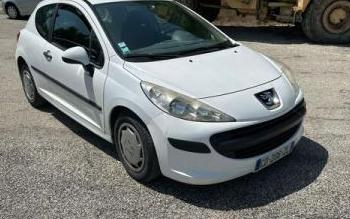 Peugeot 207 La-Brillanne