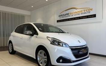 Peugeot 208 Saint-Clair-du-Rhône