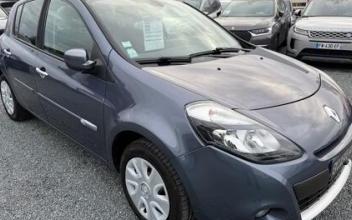 Renault clio iii Saint-Denis-en-Val