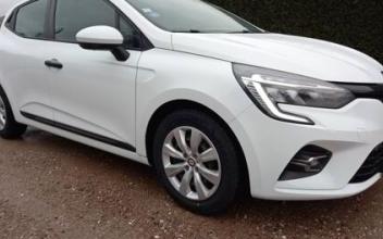 Renault clio v Uriménil