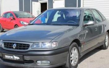 Renault safrane Peyrolles-en-Provence