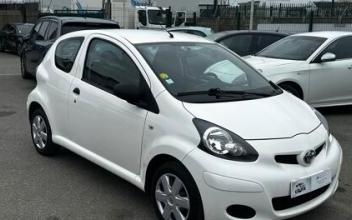 Toyota aygo La-Courneuve