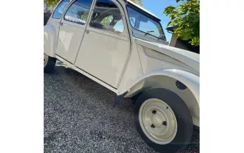 Citroen 2CV Plomelin