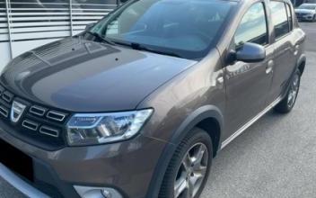 Dacia sandero Salaise-sur-Sanne