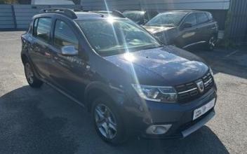 Dacia sandero La-Courneuve
