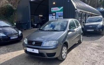 Fiat punto Sathonay-Camp