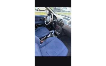 Fiat punto Montreuil