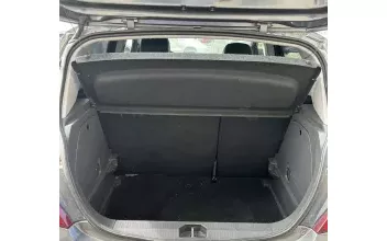 Opel Corsa Saint-Denis
