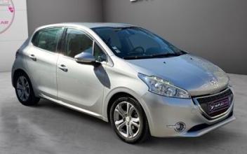 Peugeot 208 Paris
