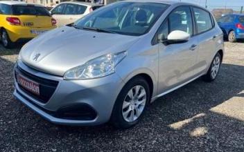 Peugeot 208 Saint-Sulpice-de-Pommeray