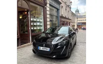 Peugeot 208 Versailles