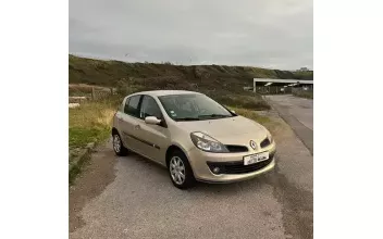 Renault Clio Outreau