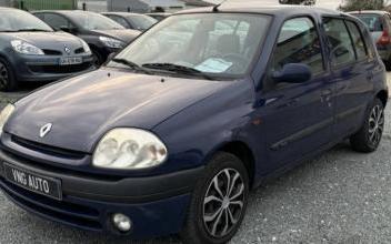 Renault Clio Saint-Médard-d'Aunis