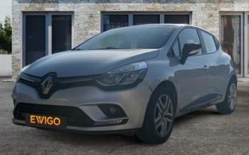 Renault clio Sainte-Maxime