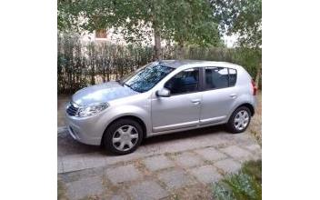 Dacia sandero Saint-Agrève