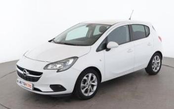 Opel corsa Issy-les-Moulineaux