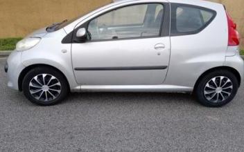 Peugeot 107 Bron